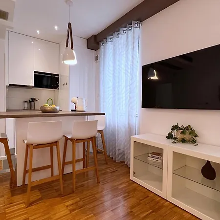 Lägenhet Cozy Near The *