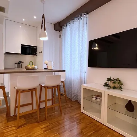 Apartment Cozy Near The *